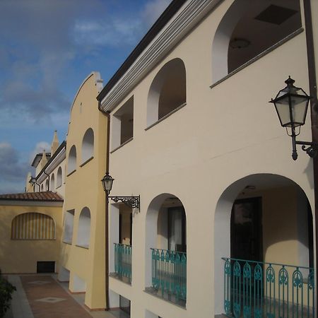 Residence Cala Liberotto Esterno foto