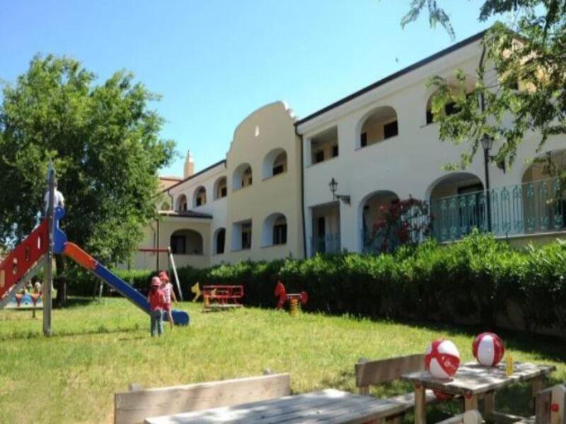 Residence Cala Liberotto Esterno foto