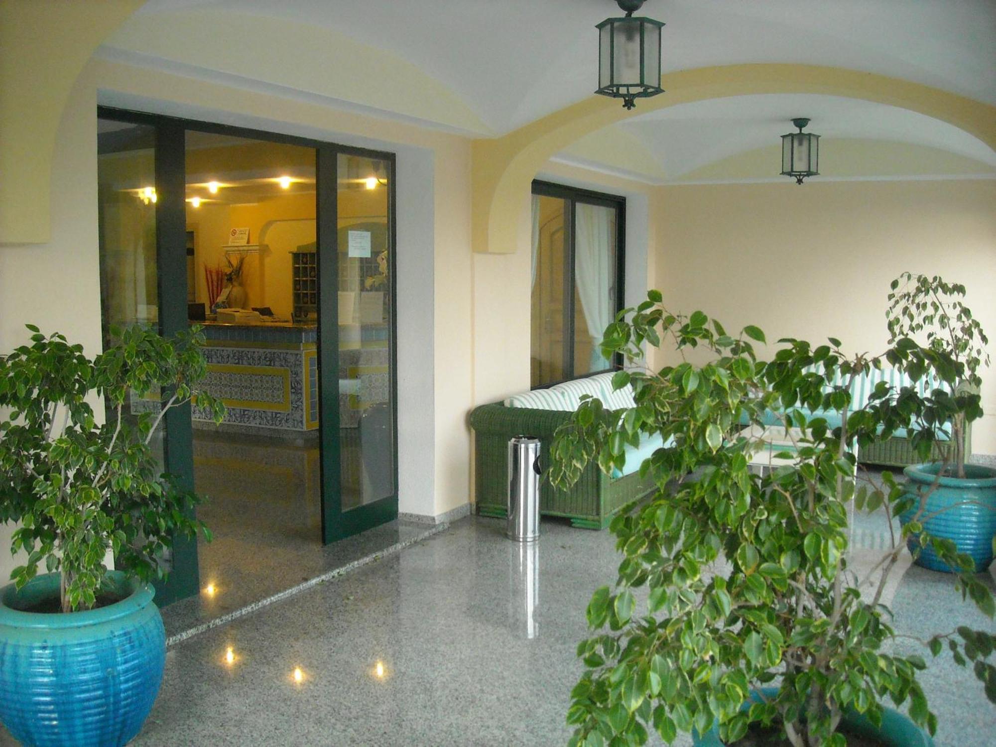 Residence Cala Liberotto Esterno foto