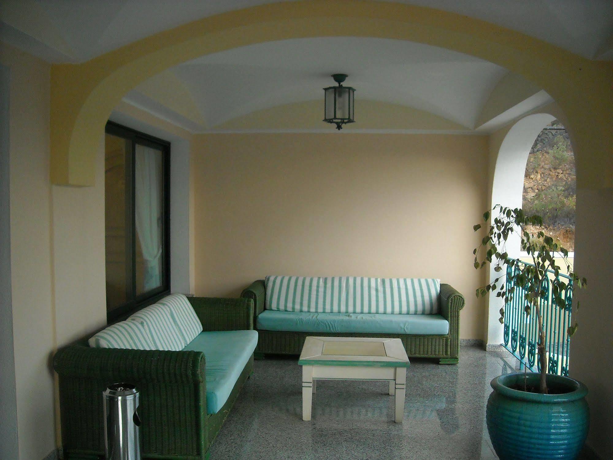 Residence Cala Liberotto Esterno foto