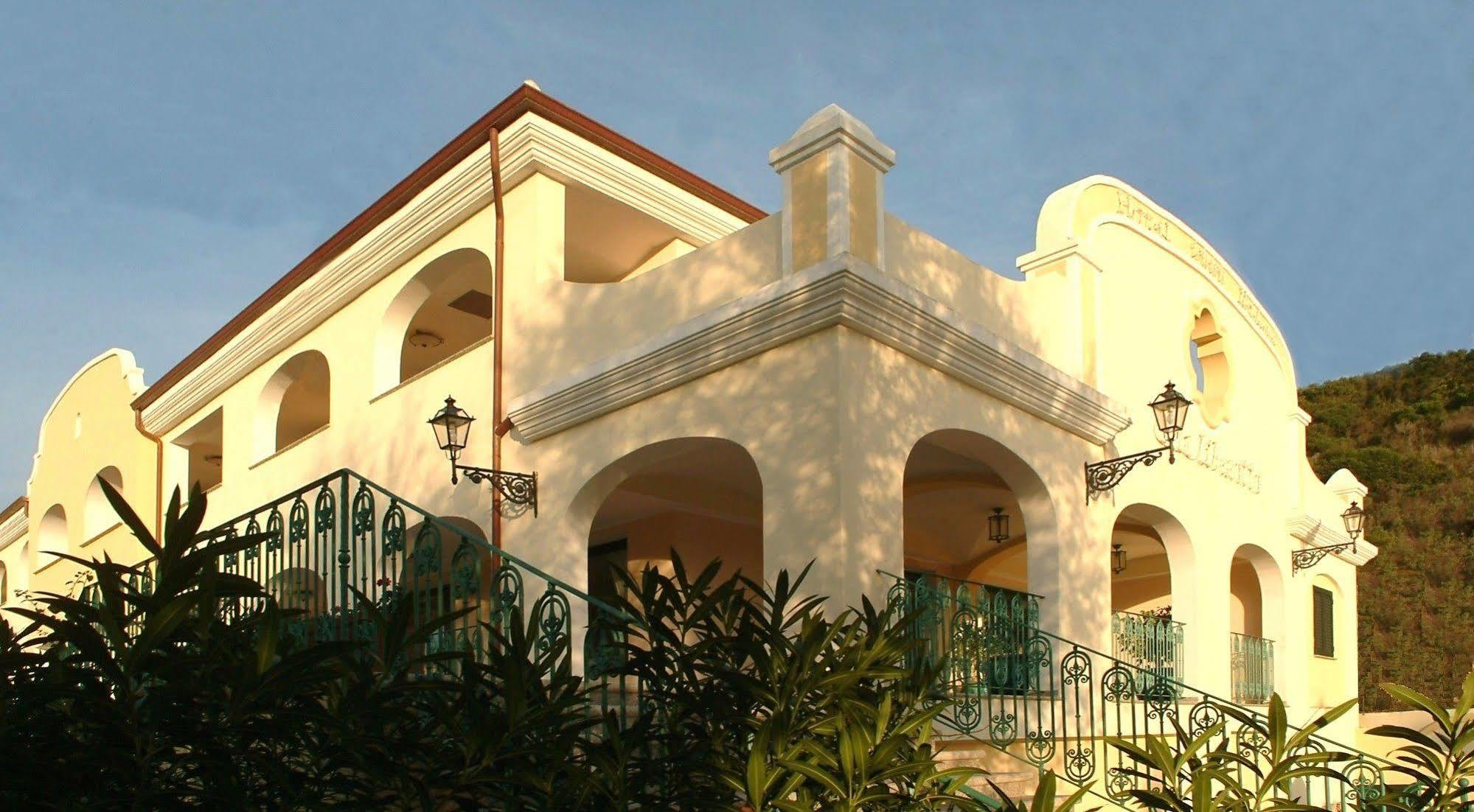 Residence Cala Liberotto Esterno foto