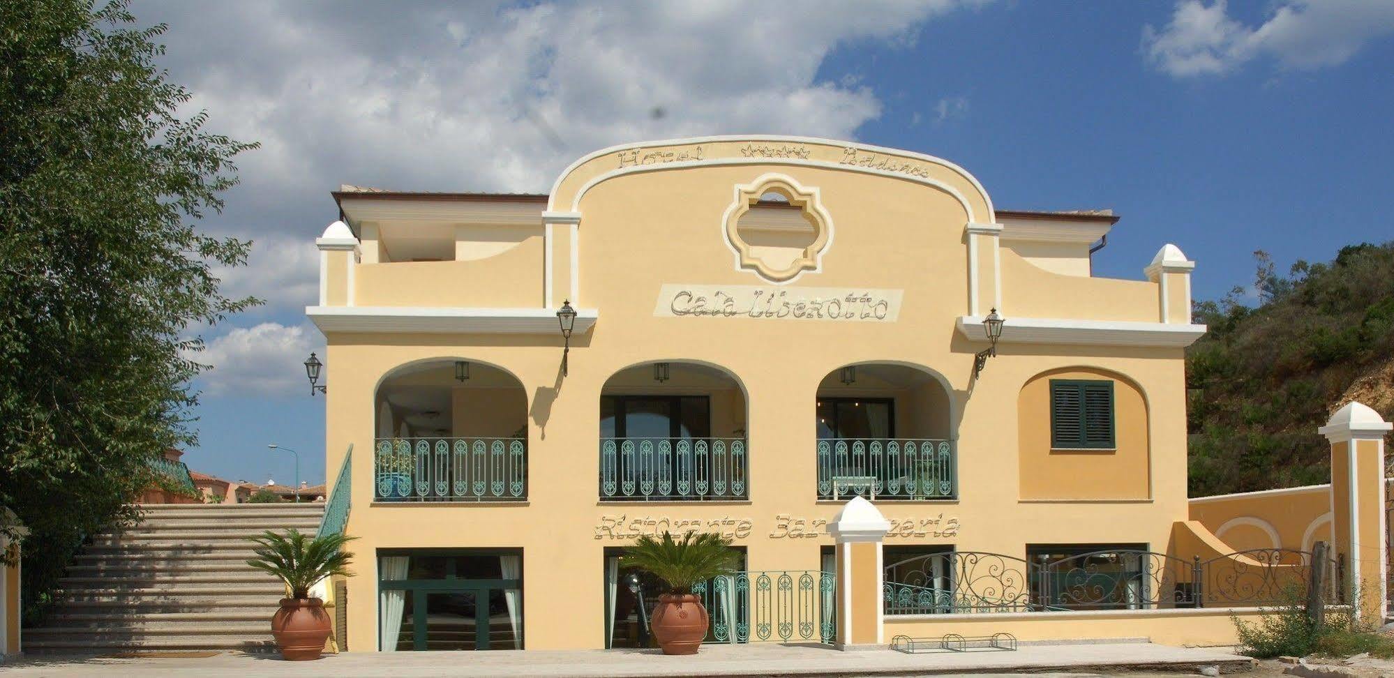 Residence Cala Liberotto Esterno foto